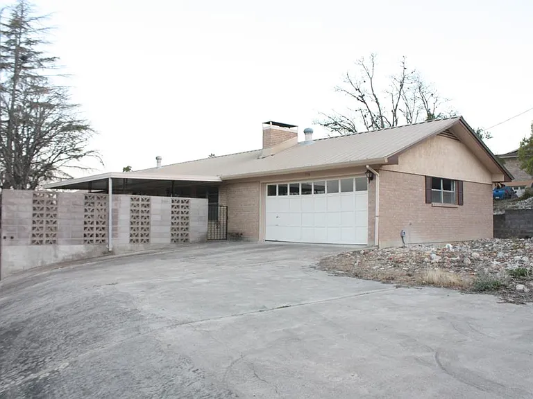 1316 Carol Ann Dr — Photo 1