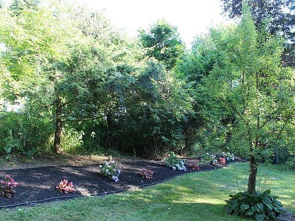4th image of 434 Hillside Dr
