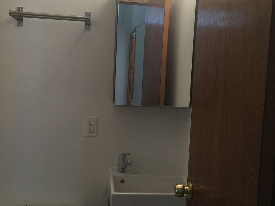 2nd image of 77 Saint Marks Pl APT 4b