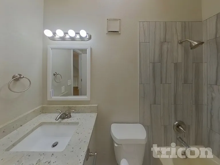 6455 Montarbor Dr — Photo 20