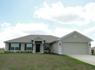 3736 NE 13th Place Cpe, Coral, FL 33909
