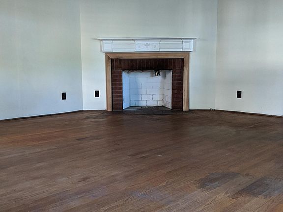 5th image of 15 Dunes Ln