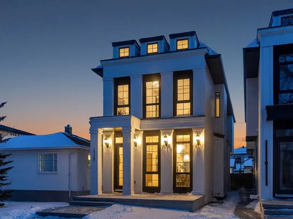 1727 N 19th Ave NW, Calgary, AB T2M 1B4