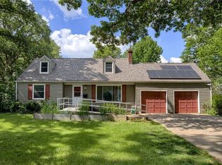 4301 W 74th Ter, Prairie Village, KS 66208