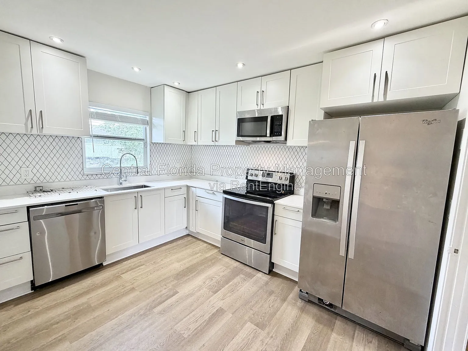 3 bed, 1.5 bath, 1250 sqft, $2,199 — Photo 4