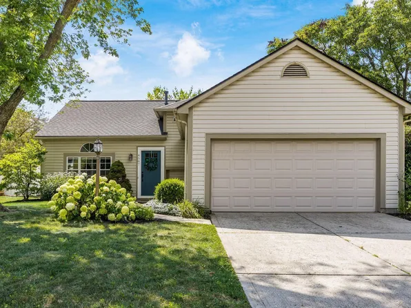 4587 Heather Ridge Dr, Hilliard, OH 43026