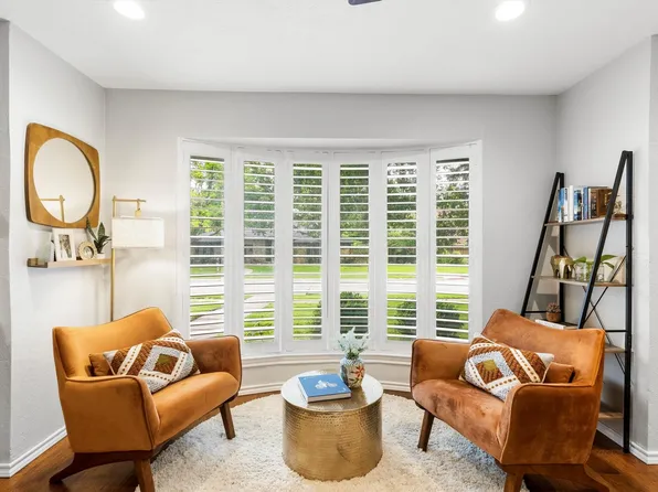1809 Greenway Dr, Plano, TX 75075