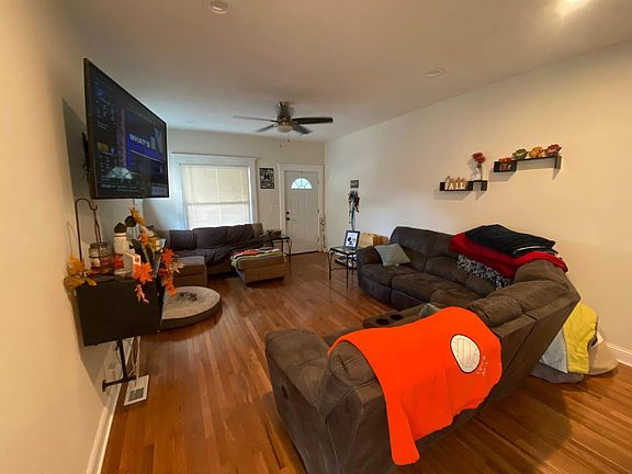 4th image of 1452 Newman Ave