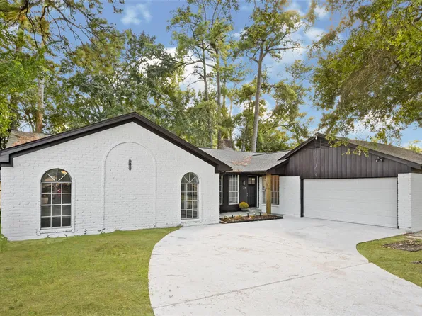 4211 Black Locust Dr, Houston, TX 77088