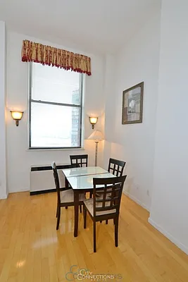 Rented by City Connections Realty | media 24