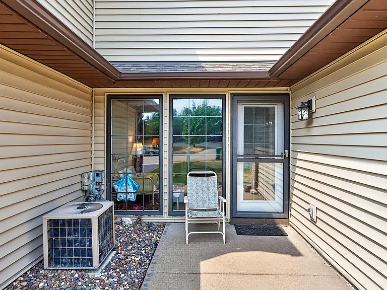 1518 Cottage Dr — Photo 29