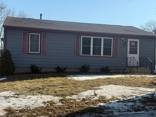 1st image of 508 3rd Ave NE