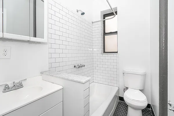 Rented by Modern Spaces | media 9