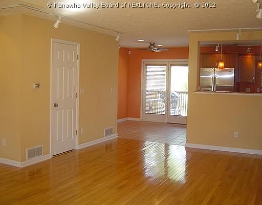 4th image of 20 Deer Valley Dr #6