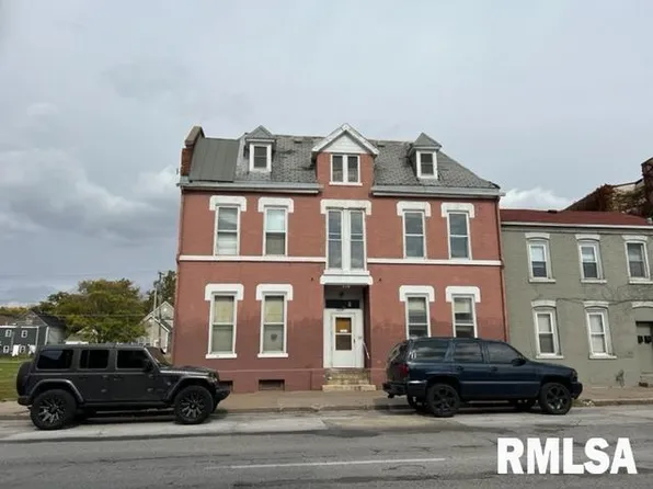 710 W 3rd St, Davenport, IA 52802