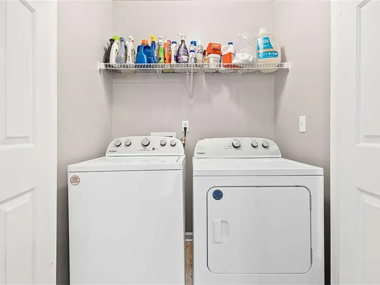 7155 Laurel Creek Dr — Photo 18