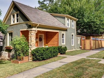 620 E 42nd St, Kansas City, MO, 64110