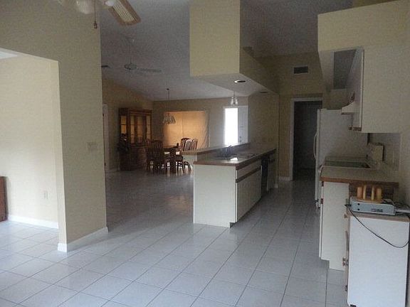 5th image of 45 Westmoreland Dr
