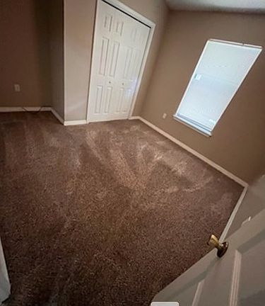 3rd image of 547 Hyde Park Dr