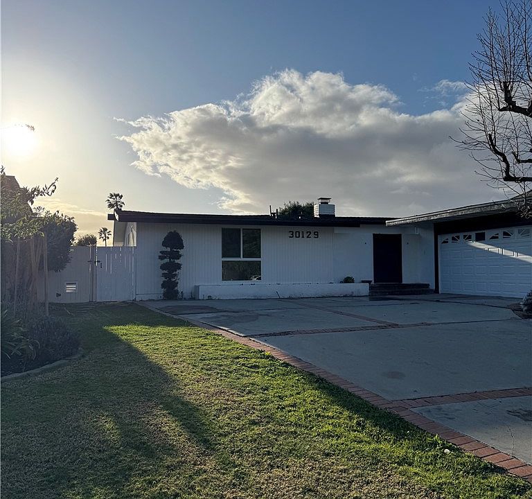 1st image of 30129 Via Rivera