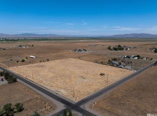 570 Pete Henrichs Rd, Yerington, NV 89447