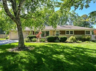 N70W13269 Brentwood Dr, Menomonee Falls, WI 53051