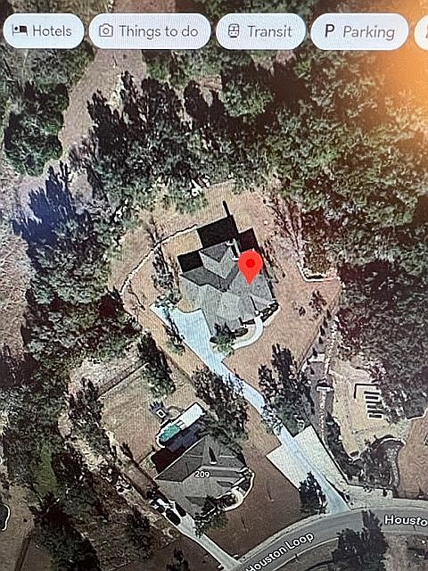 2nd image of 213 Houston Loop