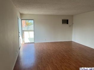 4575 Finley Ave #4, Los Angeles, CA 90027