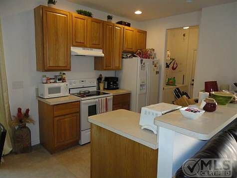 2nd image of 1975 SE Oldsmar Dr