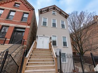 1426 N Greenview Ave APT 2, Chicago, IL 60642