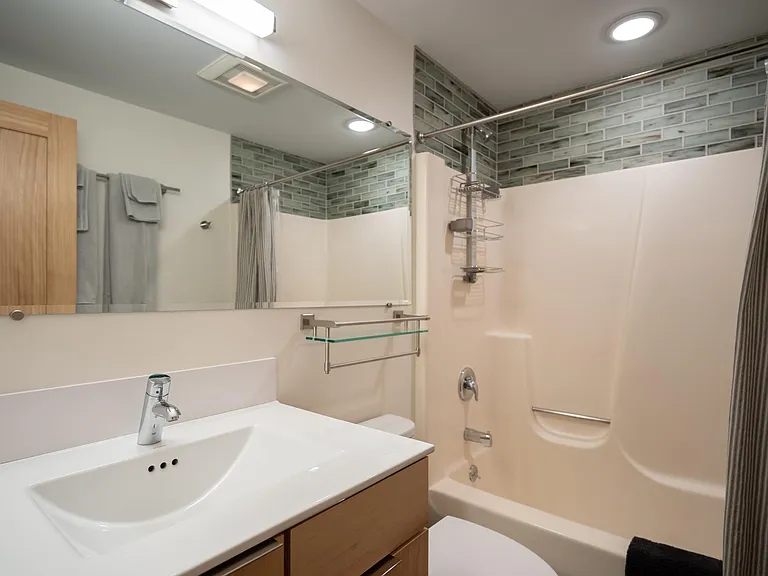38 Quarry Hill Rd #A — Photo 15