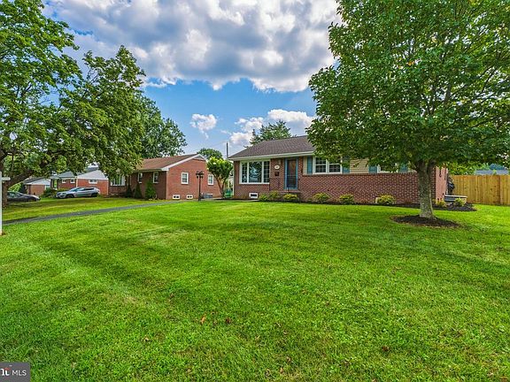 2nd image of 20 Brooks Rd