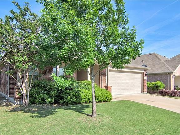 2nd image of 10408 Jaybird Dr