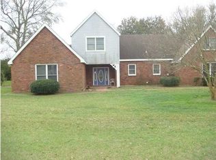 1011 Langlinais Rd, Youngsville, LA 70592