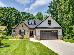 239 Chuniloti Way, Tellico Plns, TN 37774