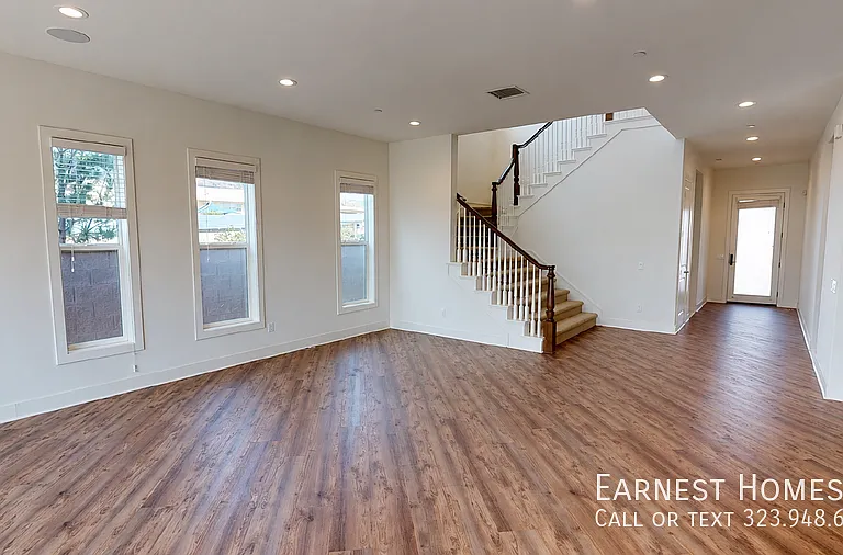 12073 Carabela Ct — Photo 3