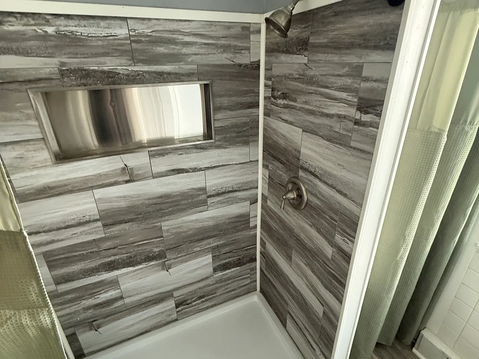 2 bed, 1200 sqft, $2,200 — Photo 4