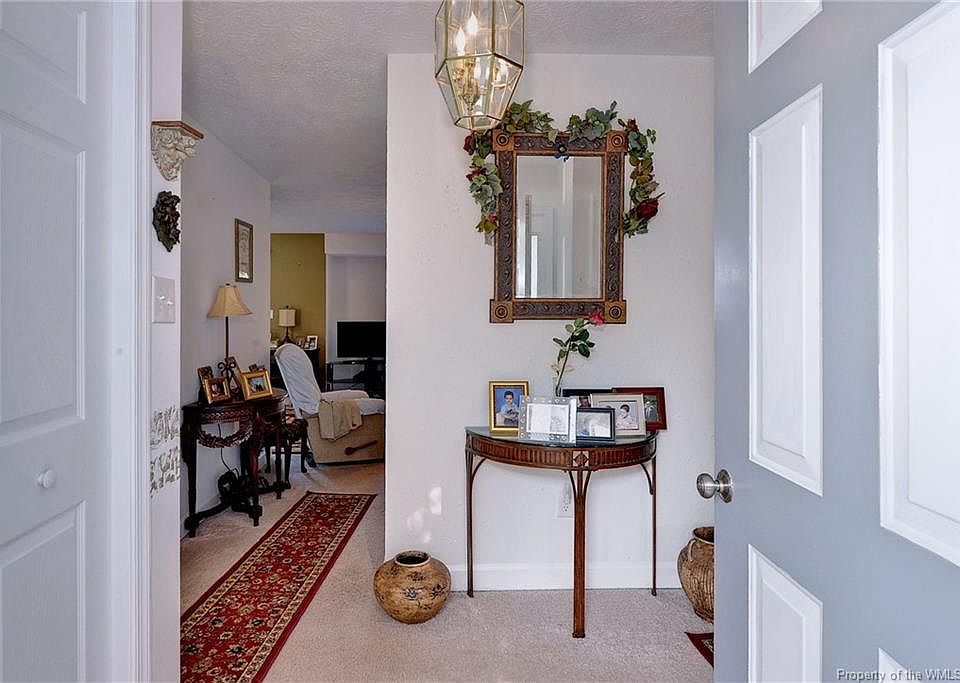 1st image of 92 Meadowcrest Trl