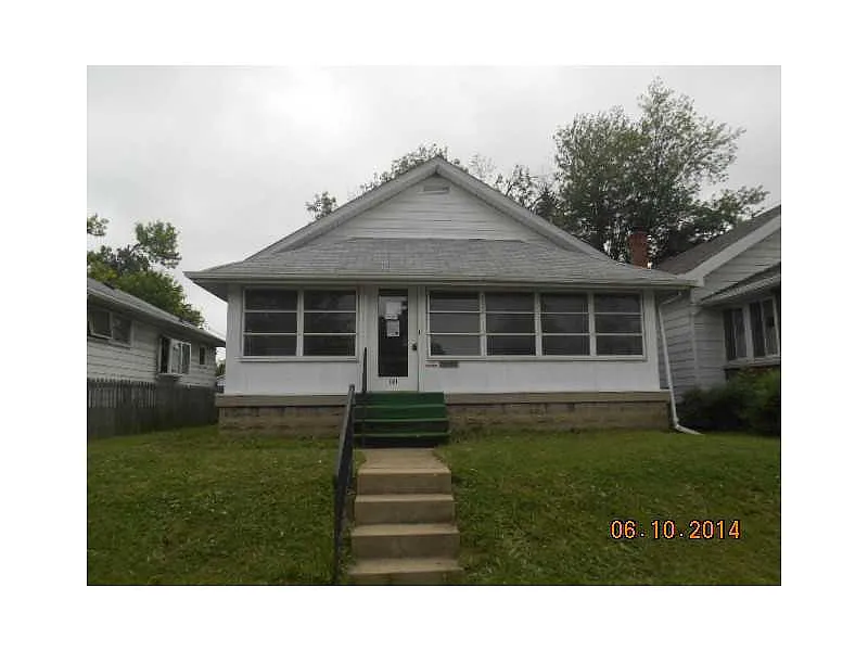 1121 E Southern Ave photo 1