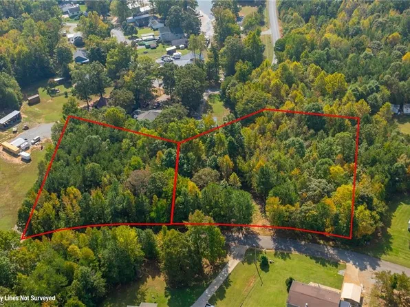 164 Plantation Dr, Lexington, NC 27292