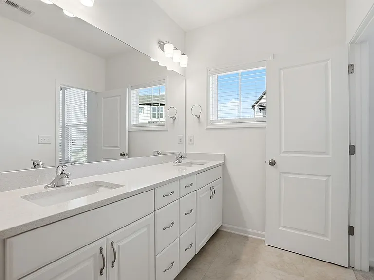 3016 Rexton Ln — Photo 33