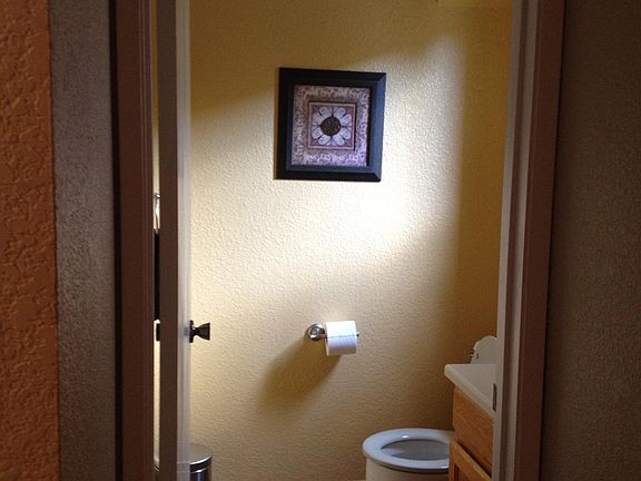 1/2 Bath, downstairs