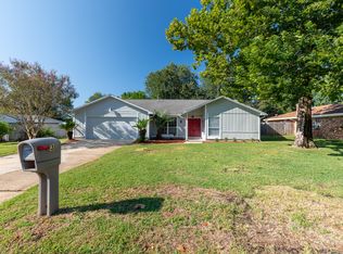 3 Pinehurst Dr, Shalimar, FL 32579