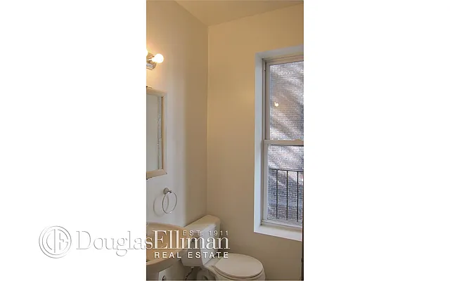 Rented by Douglas Elliman | media 36