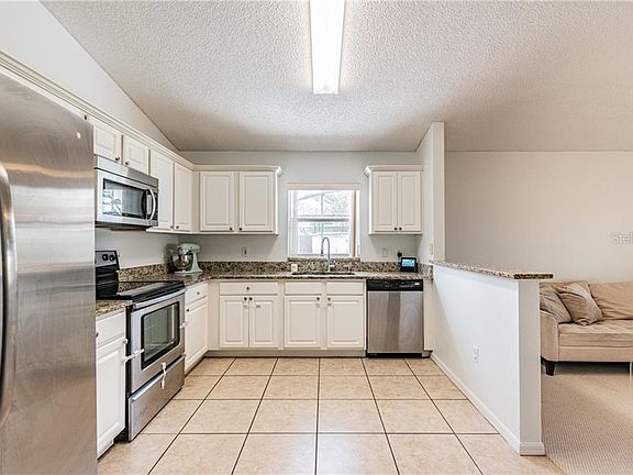 4th image of 2589 Alamosa Pl