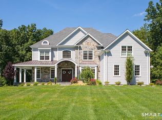 1025 Field Dr, Orange, CT 06477