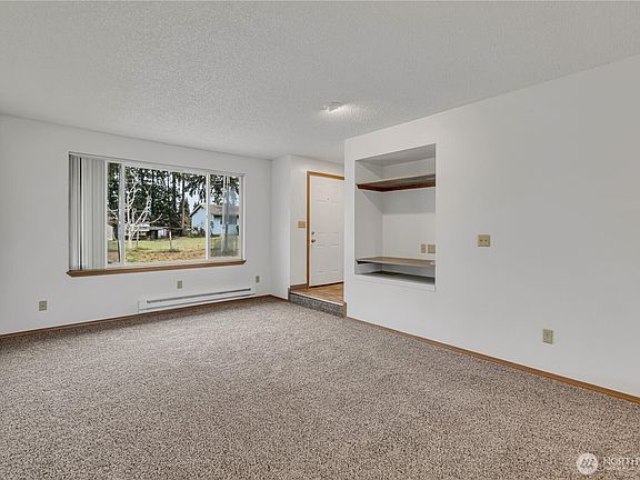 4th image of 17319 8th Avenue Ct E