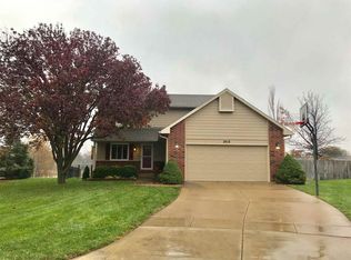 2018 N Parkridge Ct, Wichita, KS 67212