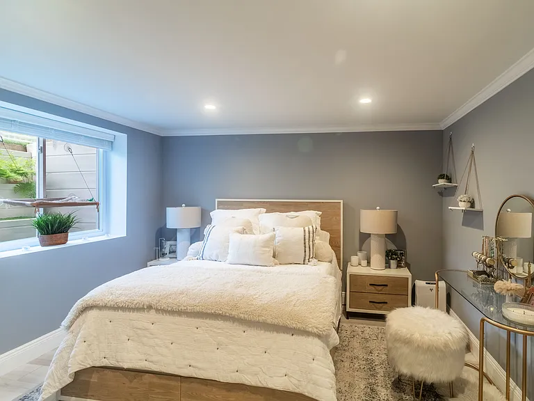 10 Juniper Ln — Photo 9