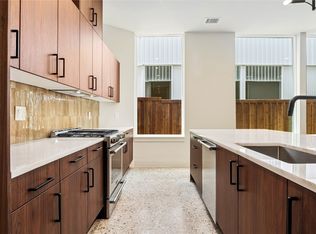 921 Bayonne St, Dallas, TX 75212